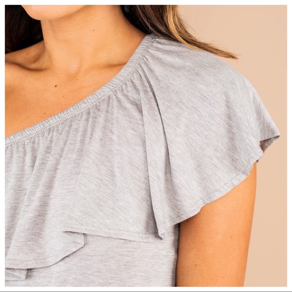 NWT Rolla Coster Gray Ruffle One Shoulder Romper - Picture 4 of 10